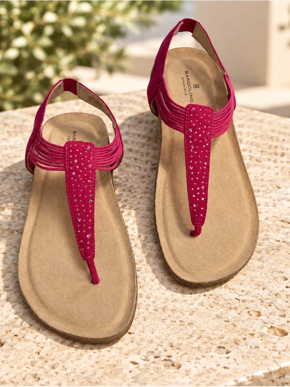 Bandolino Fuchsia Sandals Rhinestone Thong Slingback Flat Size 8.5